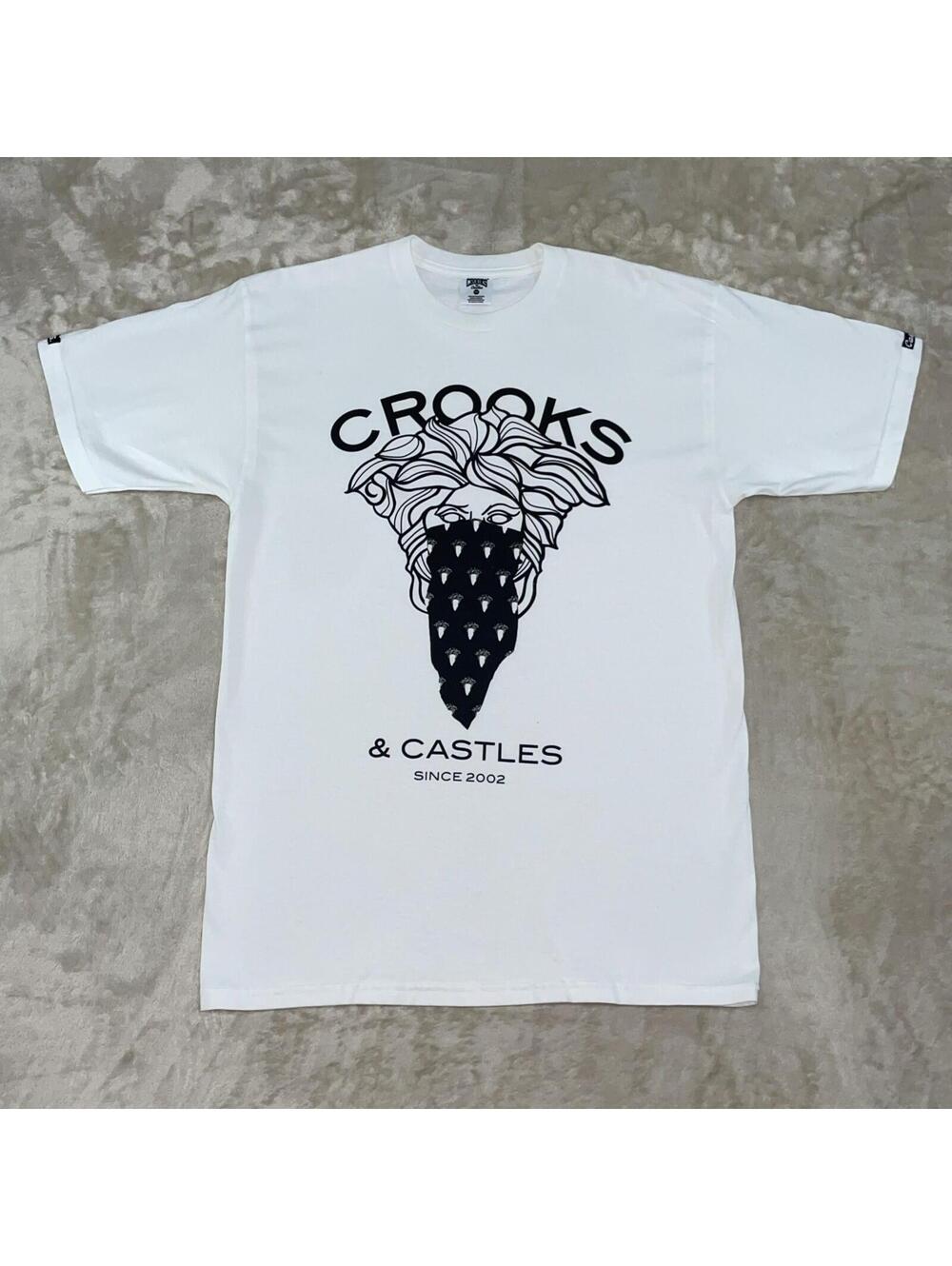 Crooks & Castles Medusa Bandana Logo T-Shirt White Men’s Medium NWOT